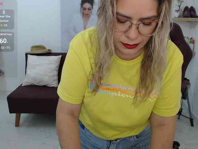 Miss-Diva1 webcam