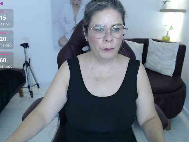 Miss-Diva1 webcam
