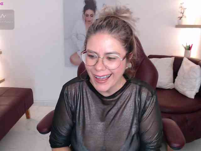 Miss-Diva1 webcam