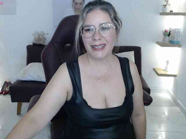 Miss-Diva1 webcam