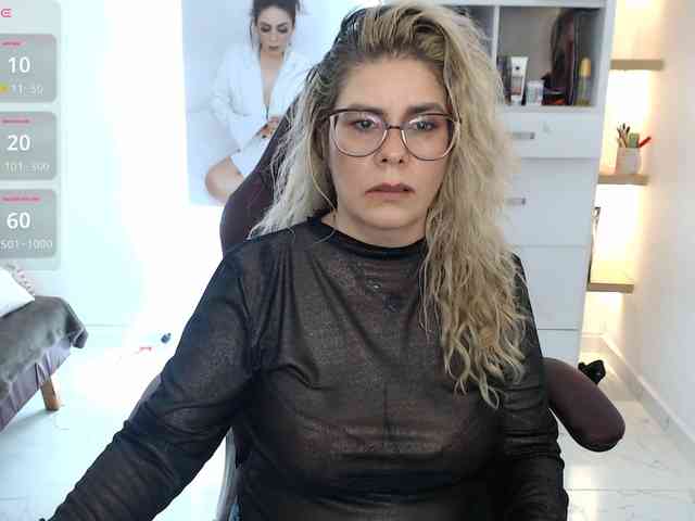 Miss-Diva1 webcam