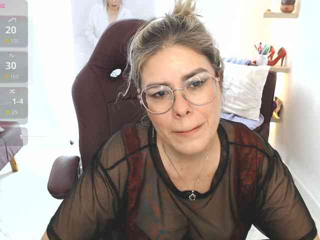 Miss-Diva1 webcam