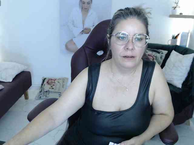 Miss-Diva1 webcam