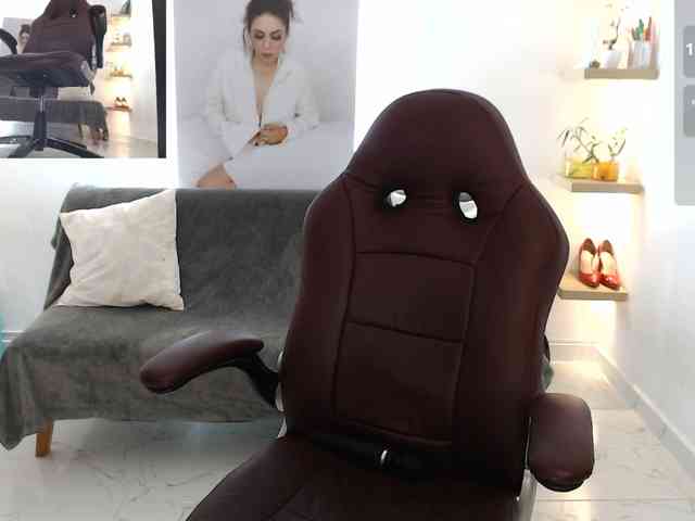 Miss-Diva1 webcam