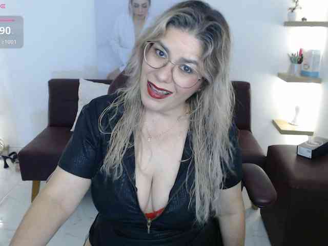 Miss-Diva1 webcam