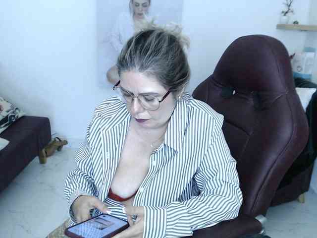 Miss-Diva1 webcam