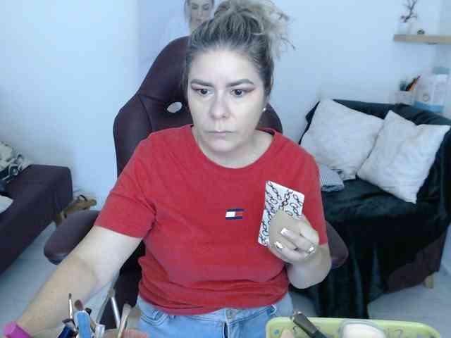 Miss-Diva1 webcam