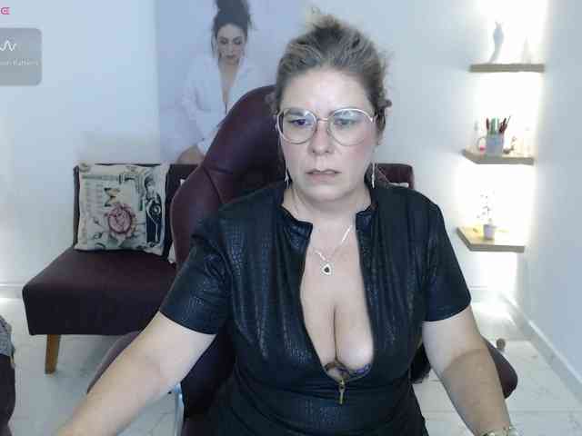 Miss-Diva1 webcam