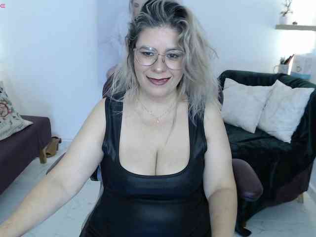 Miss-Diva1 webcam