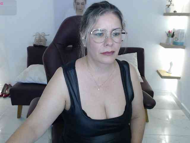 Miss-Diva1 webcam