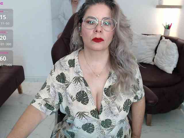 Miss-Diva1 webcam