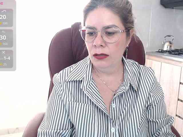 Miss-Diva1 webcam