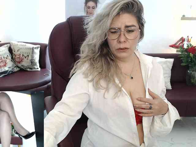 Miss-Diva1 webcam