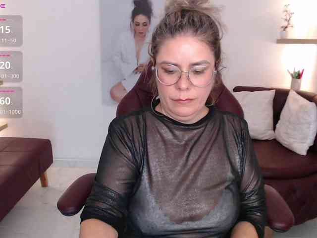 Miss-Diva1 webcam