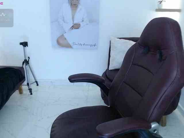 Miss-Diva1 webcam