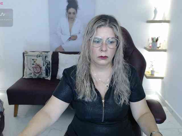 Miss-Diva1 webcam