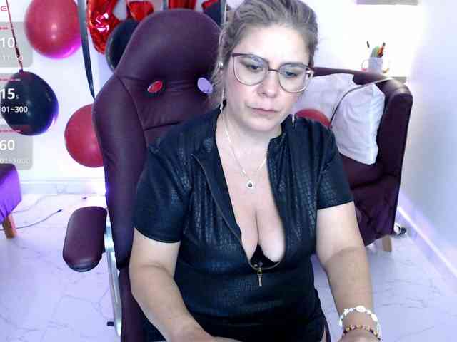 Miss-Diva1 webcam