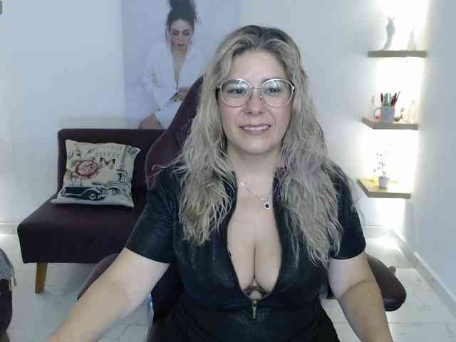 Miss-Diva1 webcam