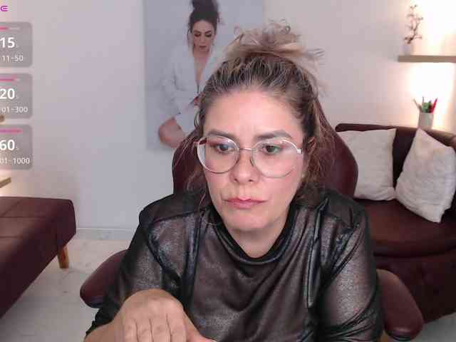 Miss-Diva1 webcam
