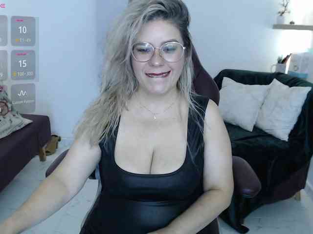 Miss-Diva1 webcam