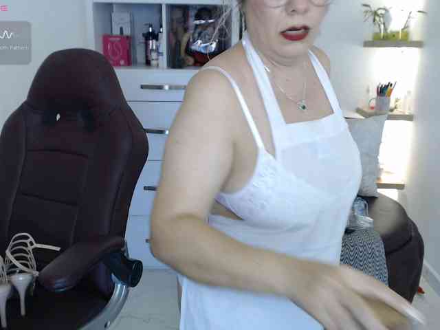 Miss-Diva1 webcam