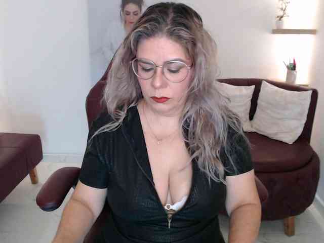 Miss-Diva1 webcam