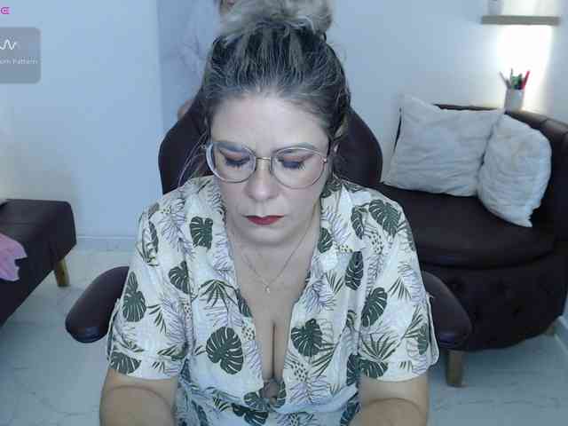 Miss-Diva1 webcam