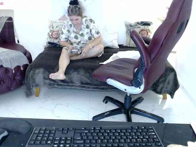 Miss-Diva1 webcam