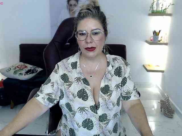 Miss-Diva1 webcam