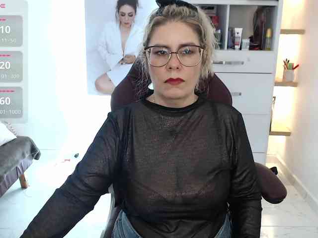 Miss-Diva1 webcam
