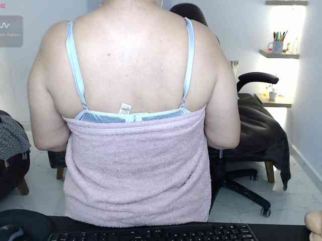 Miss-Diva1 webcam