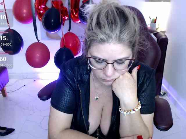 Miss-Diva1 webcam