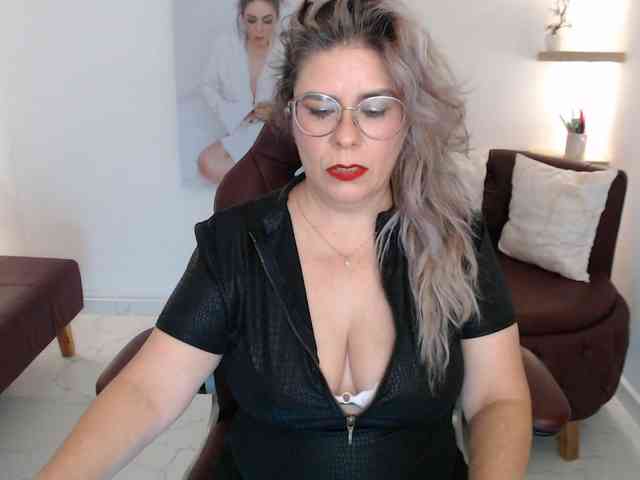 Miss-Diva1 webcam