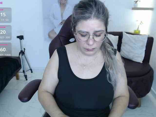 Miss-Diva1 webcam