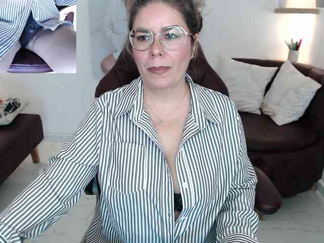 Miss-Diva1 webcam