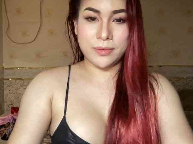 DeliciousIya03 Live Webcam on BongaCams