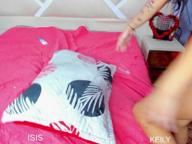 Threelicious- live cam