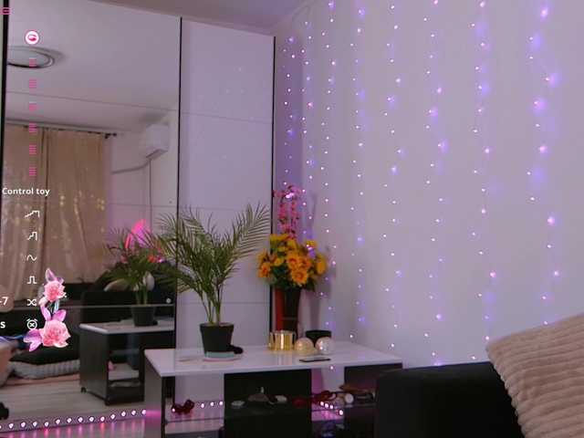 KimLuv live webcam show
