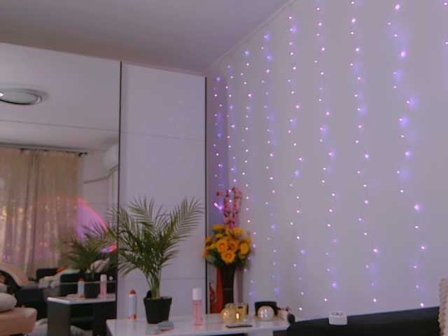 KimLuv live cam on BongaCams