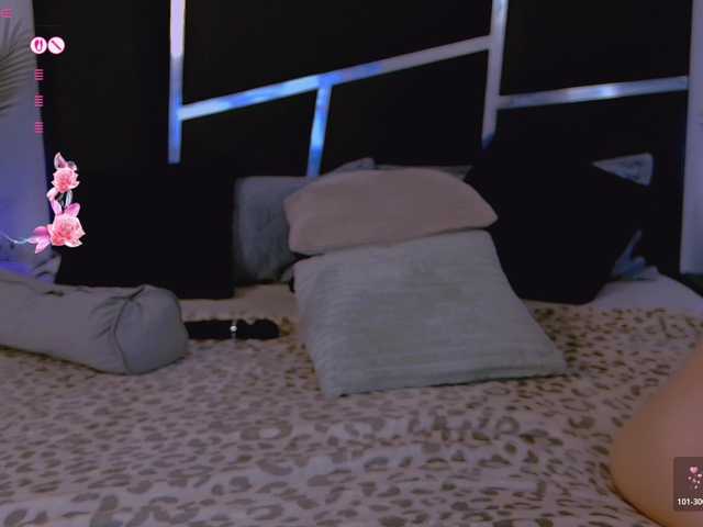 KimLuv live cam on BongaCams