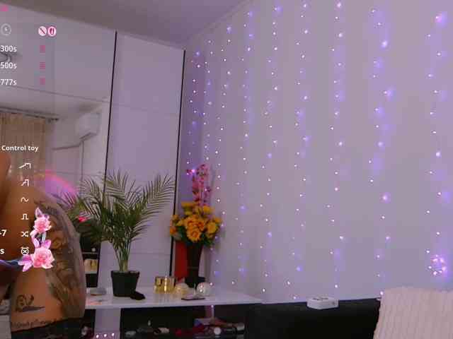 KimLuv webcam