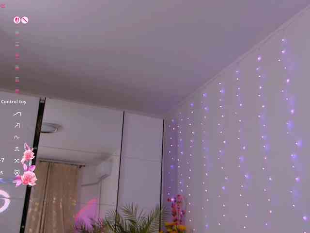 KimLuv webcam