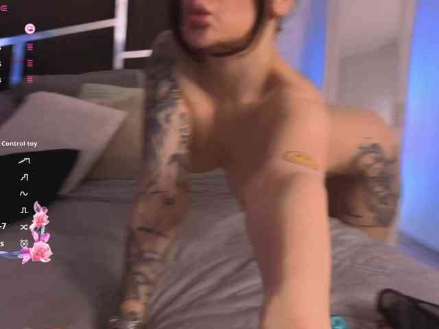 KimLuv webcam