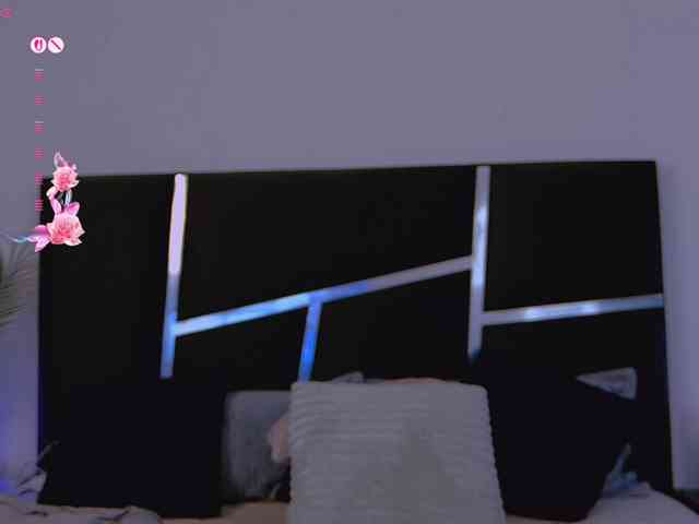 KimLuv webcam