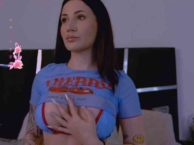 KimLuv webcam