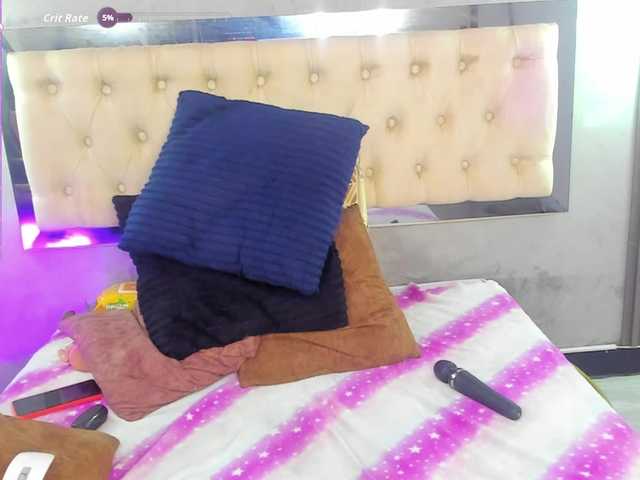 Evaa-white live webcam show