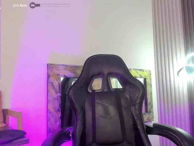 Evaa-white webcam