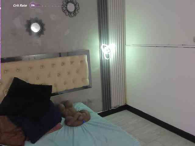 Evaa-white webcam
