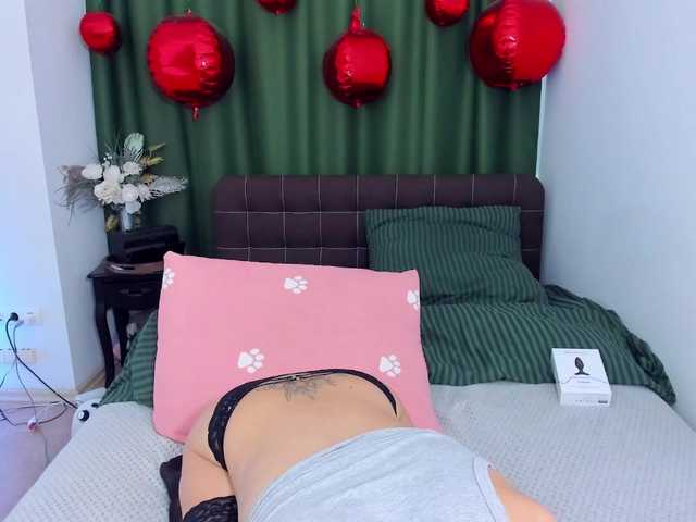 LaurenMorry's BongaCams show and profile