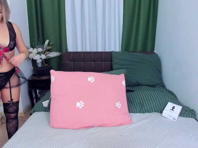 LaurenMorry's BongaCams show and profile